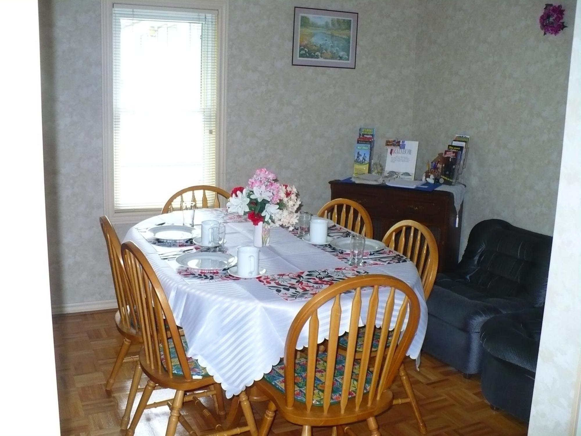 Rainbow Bed & Breakfast Niagara Falls Exterior photo